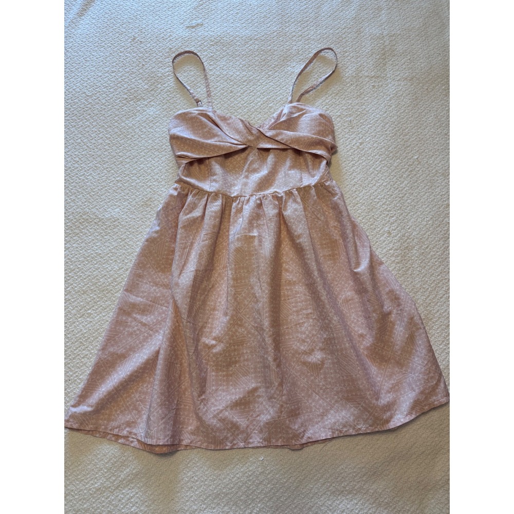 Roxy Pink Geometric Print Mini Dress Twist Front Smocked Back Size Medium